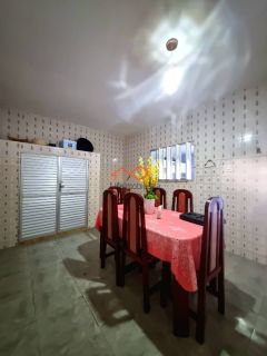 Casa à venda com 3/4 Sendo 1 Suíte, 2 Cozinhas, Garagem - na Palestina