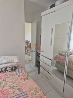 Apartamento Mobiliado à Venda no Condomínio Park Barra Mais Viver Com 2/4, Varanda e Área de Lazer Completa.