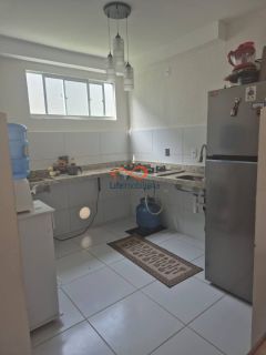 Apartamento Mobiliado à Venda no Condomínio Park Barra Mais Viver Com 2/4, Varanda e Área de Lazer Completa.