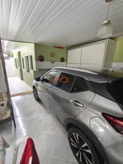 Linda Casa à Venda, Com 3/4 Sendo 1 Suíte, 3 Vagas de Garagem, Reformada e Super Funcional.