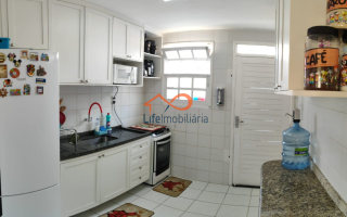 Casa com 3/4 para Vender no Bairro Aeroporto