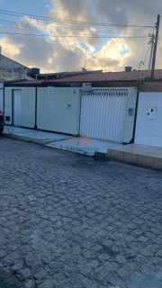 Casa com 3/4 e Garagem Para Até 02 Carros à Venda no Bairro São Conrado