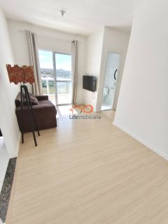 Apartamento Semi Mobiliado Para Alugar no Condomínio Jardim de Aruana Com 2/4 Sendo 1 Suíte