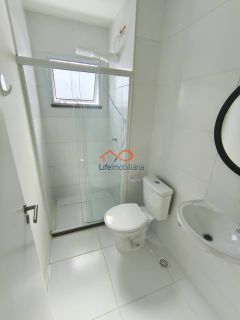 Apartamento Semi Mobiliado Para Alugar no Condomínio Jardim de Aruana Com 2/4 Sendo 1 Suíte
