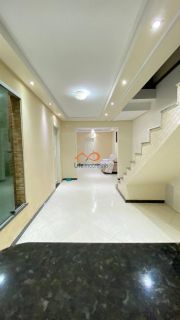 Casa à venda com 5/4 na Palestina