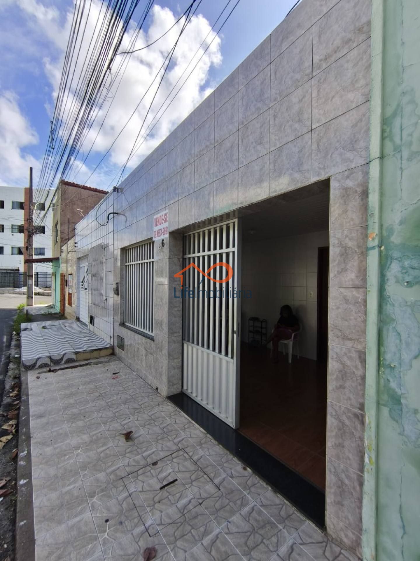 Casa à Venda com 2 Dormitórios no Bairro Industrial