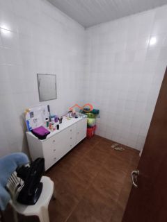 Casa à Venda com 2 Dormitórios no Bairro Industrial