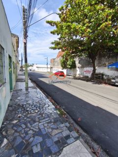 Casa à Venda com 2 Dormitórios no Bairro Industrial