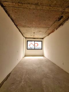 Apartamento à Venda com 03 Dormitórios, 05 WC, 02 Garagens e Área de Lazer Completa no Condomínio Vittorio Emanuelle Residence - Jardins.