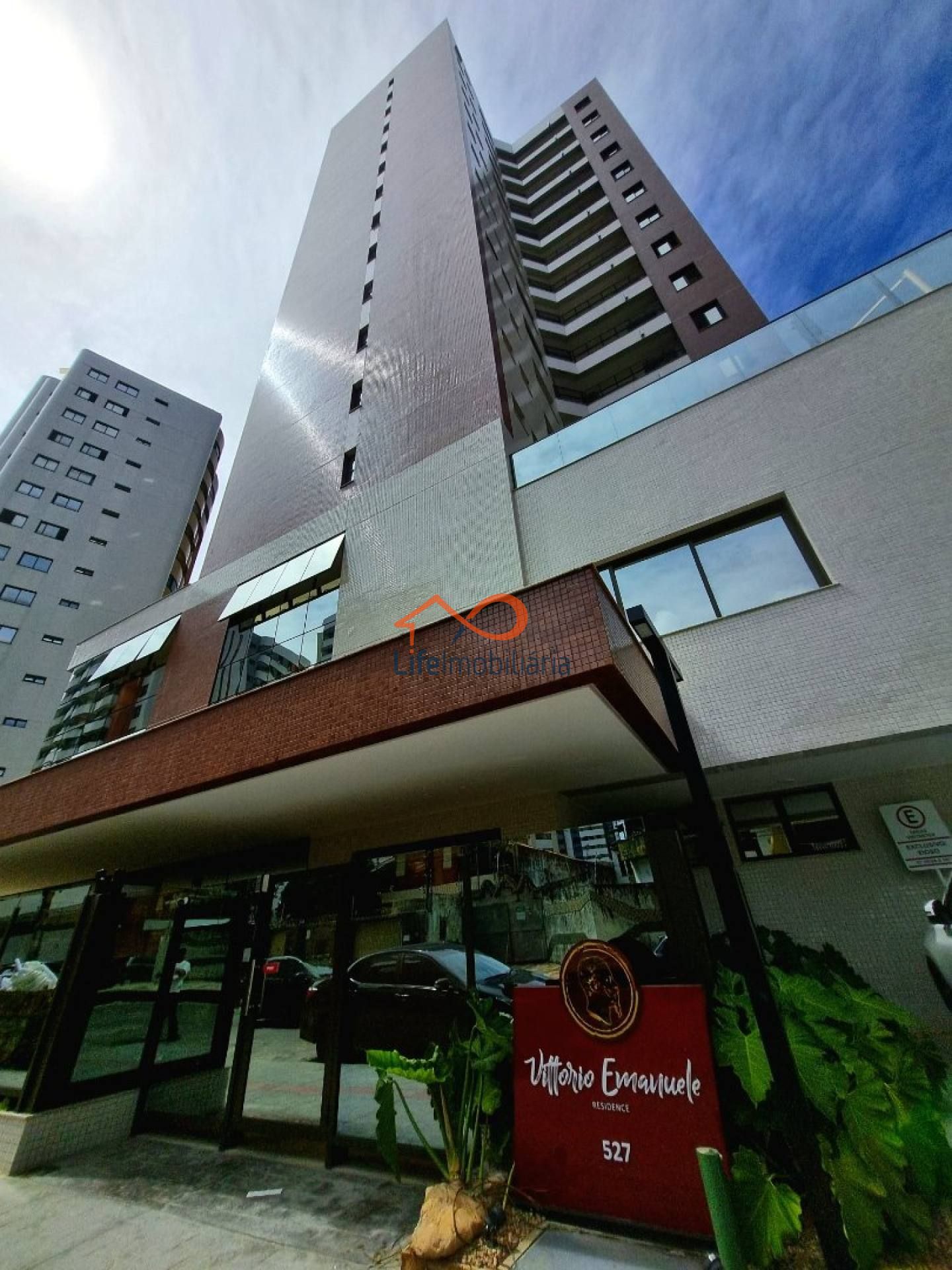 Apartamento à Venda com 03 Dormitórios, 05 WC, 02 Garagens e Área de Lazer Completa no Condomínio Vittorio Emanuelle Residence - Jardins