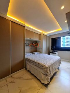 Apartamento à Venda no Condomínio Costa Esmeralda, Com 3 Quartos Sendo 1 Suíte no bairro Grageru.