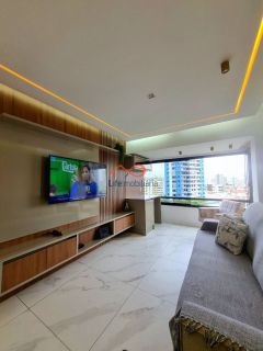 Apartamento à Venda no Condomínio Costa Esmeralda, Com 3 Quartos Sendo 1 Suíte no bairro Grageru.