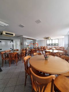 Apartamento à Venda no Condomínio Costa Esmeralda, Com 3 Quartos Sendo 1 Suíte no bairro Grageru.