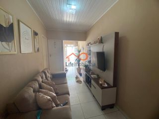 Casa à venda com 2/4 no Bairro Cidade Nova