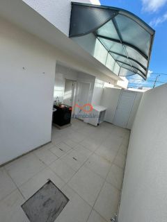 Casa em Condondomínio Fechado à Venda no Condomínio Costa Paradiso Com 3/4, 04 Vagas de Garagem - Barra dos Coqueiros