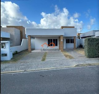 Casa em Condondomínio Fechado à Venda no Condomínio Costa Paradiso Com 3/4, 04 Vagas de Garagem - Barra dos Coqueiros