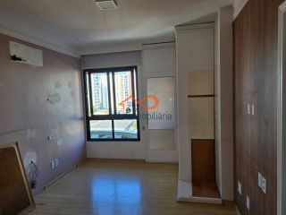Fantástico Apartamento à Venda no Edifícil Mansão dos Jardins - 03 Andar, 02 Vagas de Garagem, 04 Quartos Sendo 02 Suítes no Bairro Grageru