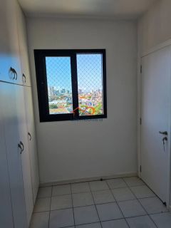 Fantástico Apartamento à Venda no Edifícil Mansão dos Jardins - 03 Andar, 02 Vagas de Garagem, 04 Quartos Sendo 02 Suítes no Bairro Grageru
