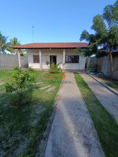 Casa à venda com 2/4 em Pirambu