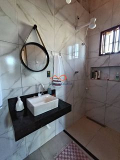 Casa à venda com 2/4 em Pirambu