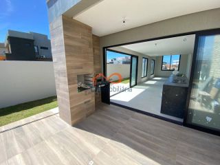 Casa à venda no Alphaville Sergipe, na Barra dos Coqueiros