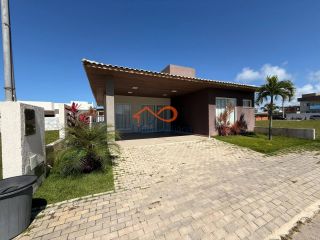 Linda Casa no Condomínio Maluí Residence à Venda com 3 Dormitórios Sendo todos Suítes, 4 Vagas de Garagens e 240m², na Barra dos Coqueiros.