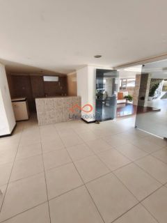 Apartamento à venda no Edifício Casa Grande, no Centro