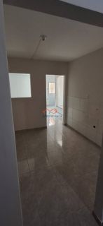Casa à Venda Próximo ao Final de Linha da Piabeta em Socorro com 2/4, 125m²