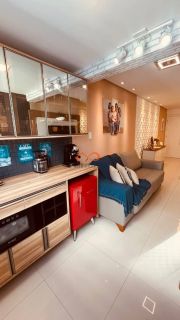 Apartamento à Venda no Condomínio Solarium Residence com 3 Dormitorios Sendo 1 Suíte, 2 Vagas de Garagem na Farolândia.