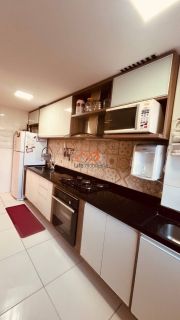 Apartamento à Venda no Condomínio Solarium Residence com 3 Dormitorios Sendo 1 Suíte, 2 Vagas de Garagem na Farolândia.