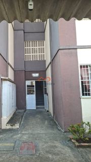 Aparatamento à Venda no Condomínio Livre Morada Com 2 Dormitórios e Área de Lazer Completa.