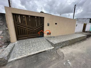 CASA NO MARCOS FREIRE 2 - ÓTIMA LOCALIZAÇÃO - RECÉM REFORMADA