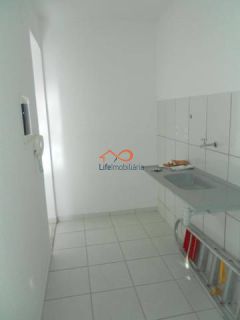 Apartamento à Venda no Condomínio Riviera Club no Bairro Olaria