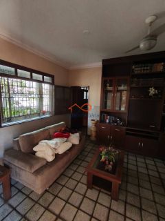 Casa à venda no Bairro Grageru