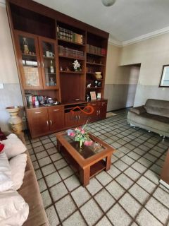 Casa à venda no Bairro Grageru