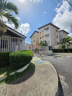 Apartamento à Venda no Condomínio Recanto das Flores com 2 Dormitórios, Andar Térreo no Me. Paulina - São Cristóvão