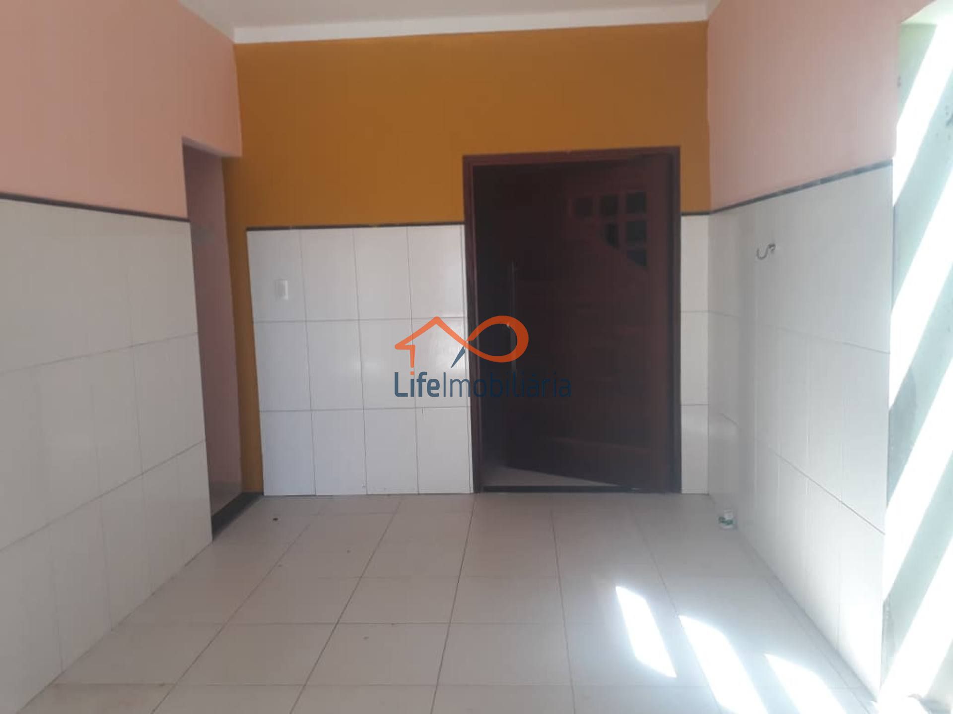 CASA À VENDA NA BARRA DOS COQUEIROS