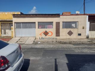 Casa à venda na Farolândia