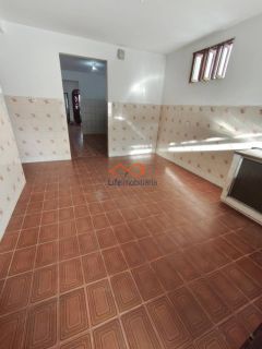 Casa para alugar no Bairro Industrial