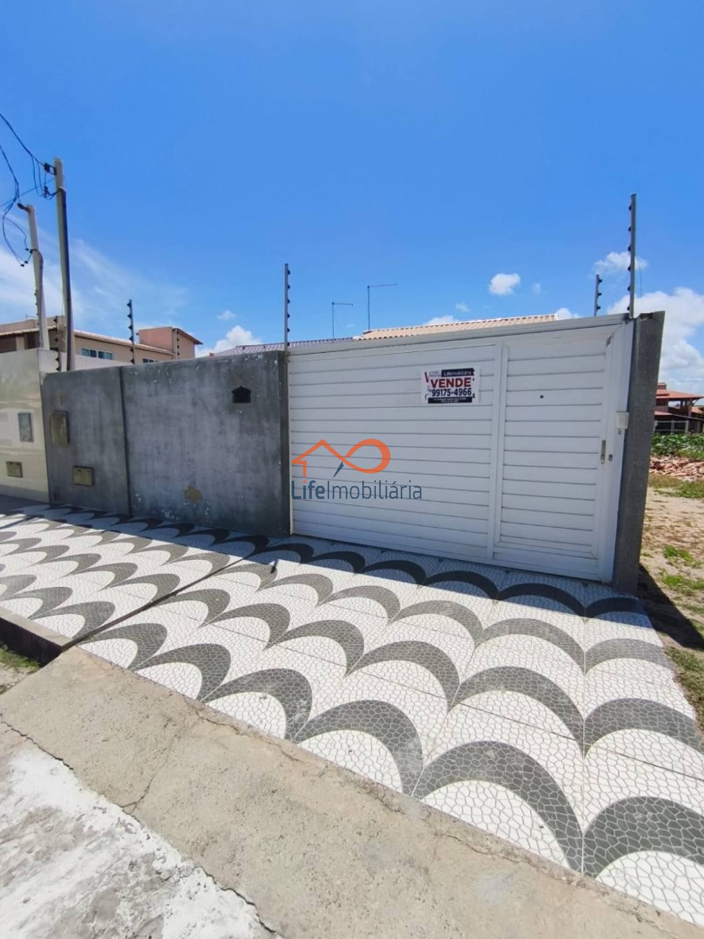 BELA CASA À VENDA NA PRAIA DA CAUEIRA