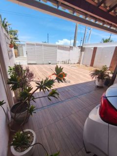 BELA CASA À VENDA NA PRAIA DA CAUEIRA