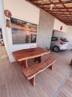 BELA CASA À VENDA NA PRAIA DA CAUEIRA