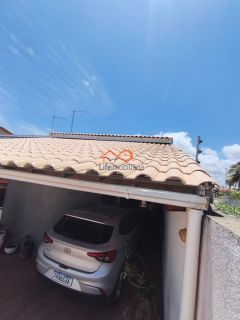 BELA CASA À VENDA NA PRAIA DA CAUEIRA