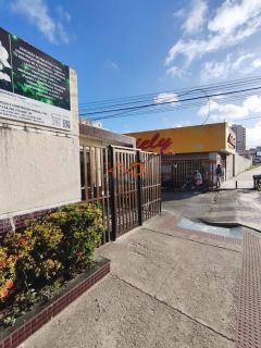 Apartamento à Venda no Condomínio Pinheiros Com 3 Dormitórios - Ponto Novo