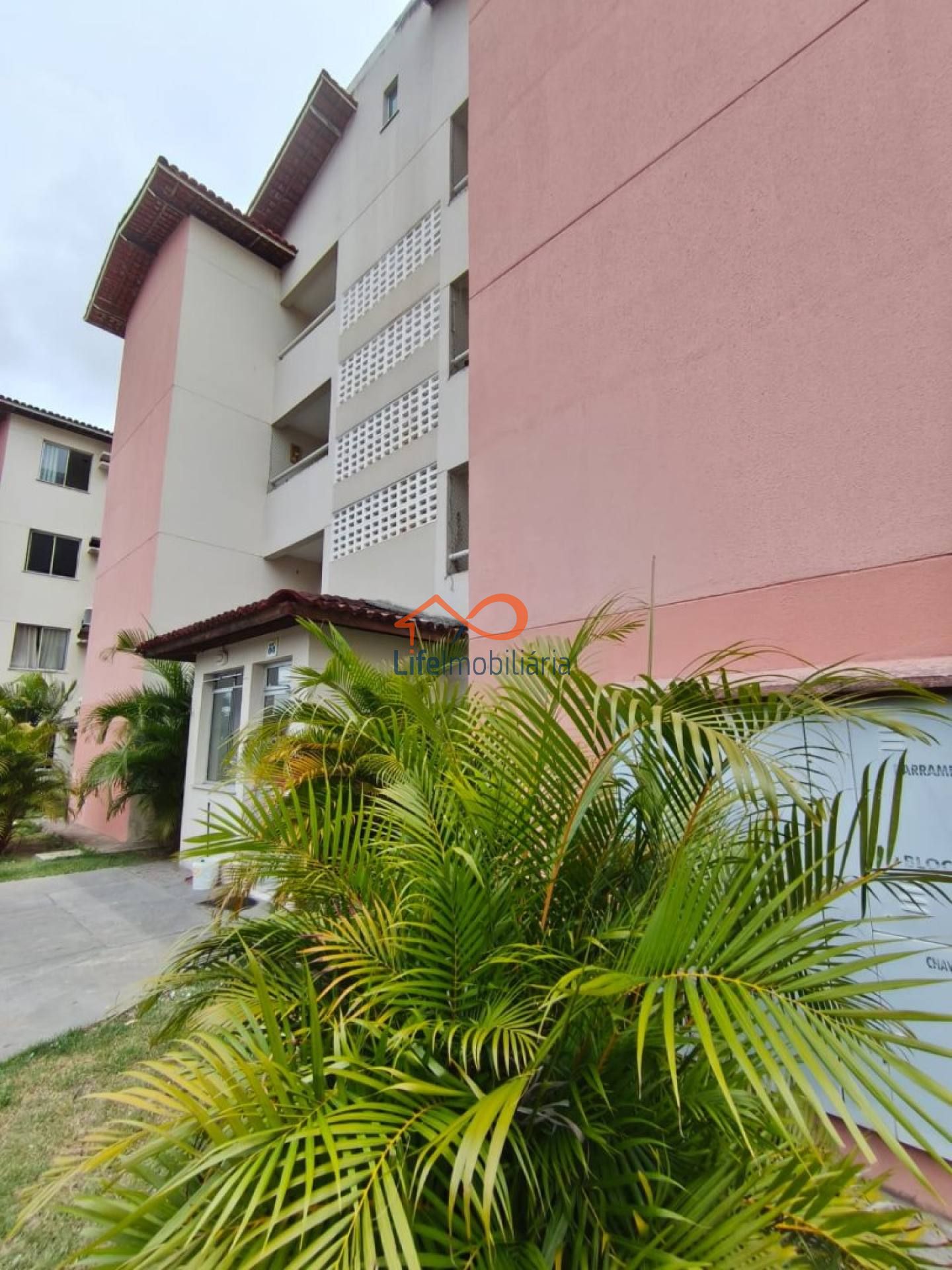 Apartamento para alugar semimobiliado no Condomínio Vivendas Altamira