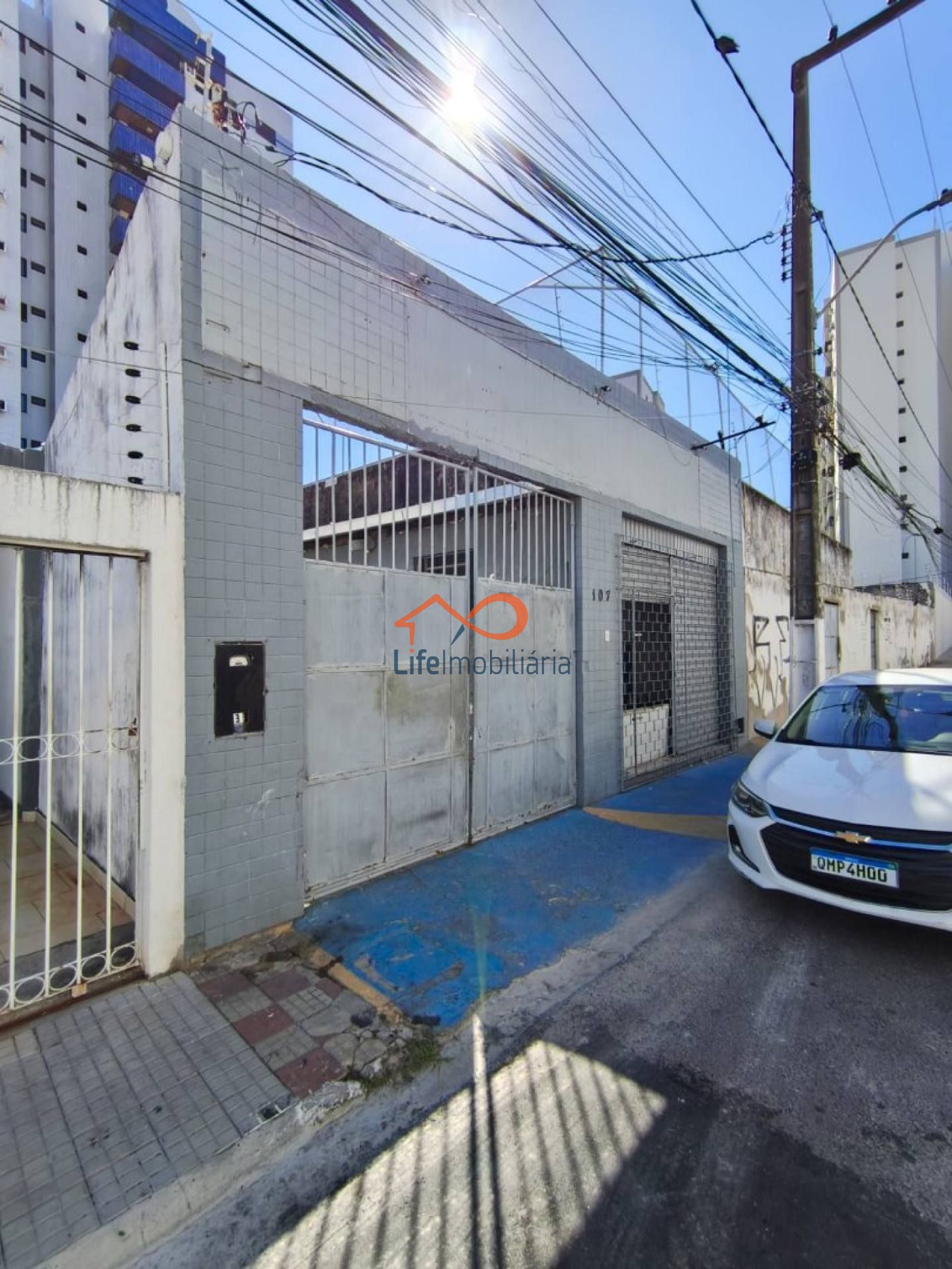 PRÉDIO COMERCIAL – BAIRRO LUZIA