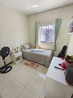 Casa à Venda Com 2 Dormitórios Sendo 1 Suíte, 2 Vagas de Garagem, 160m² no Bairro 17 de Março - Aracaju/SE