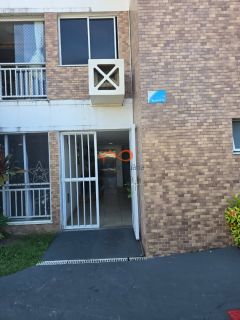 Apartamento à Venda no Condomínio Vida Bela Com 2/4 Sendo 1 Suíte, Área de 71,12m², Área de Lazer Completa no Bairro Aeroporto - Aracaju/SE