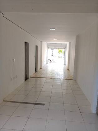 Casa Comercial para alugar na Canal 5 na Farolândia, Aracaju-SE