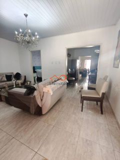 Casa à venda no Bairro São José em Aracaju-SE